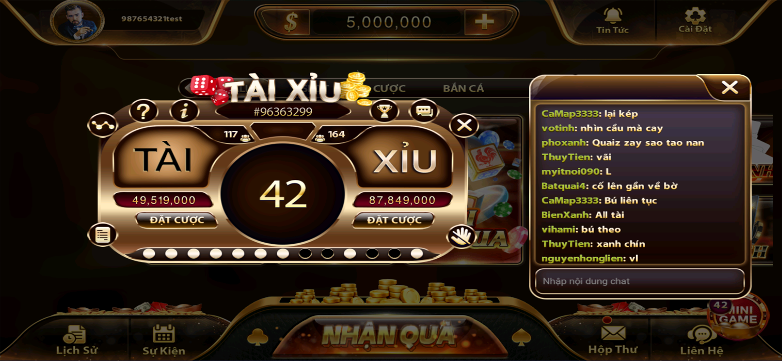 Interface of a feature-rich slot game on the PH33 casino platform.